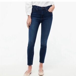 J CREW FACTORY 9” Mid-Rise Skinny Jeans in Dark Blue